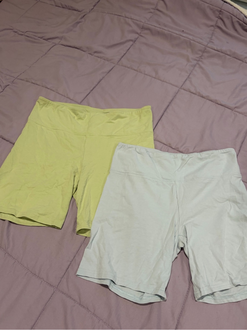 Everyday Stretch Bike Shorts - neon green and Light blue size Med